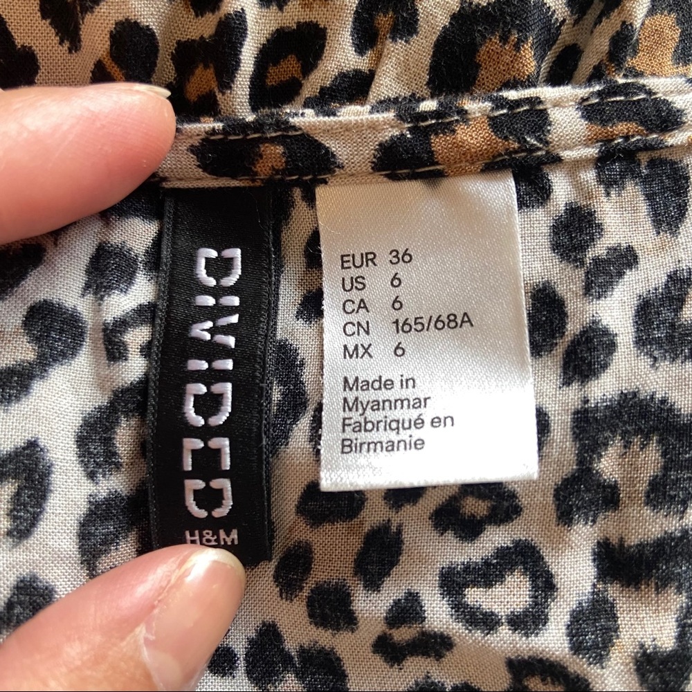 H&M Leopard Print Romper With Pockets - image 3